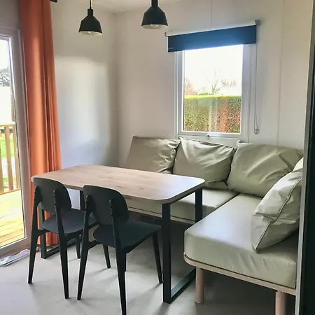 Le Clos Des Genets Кемпинг